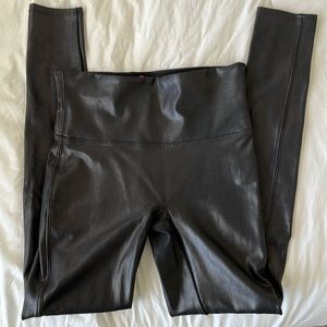 SPANX faux leather leggings. size medium